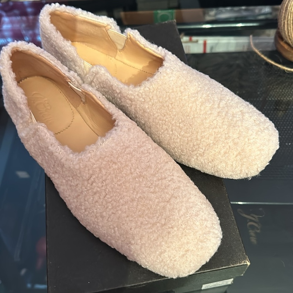 JCREW SHERPA FLATS -NIB - Picture 4 of 8